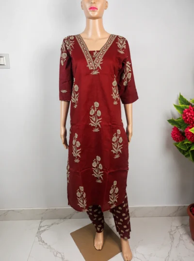 Premium Cotton Co-Ord Set with V-Neck - LYK 7171