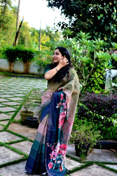 Elegant Floral Semi Silk Saree -LYK 7205